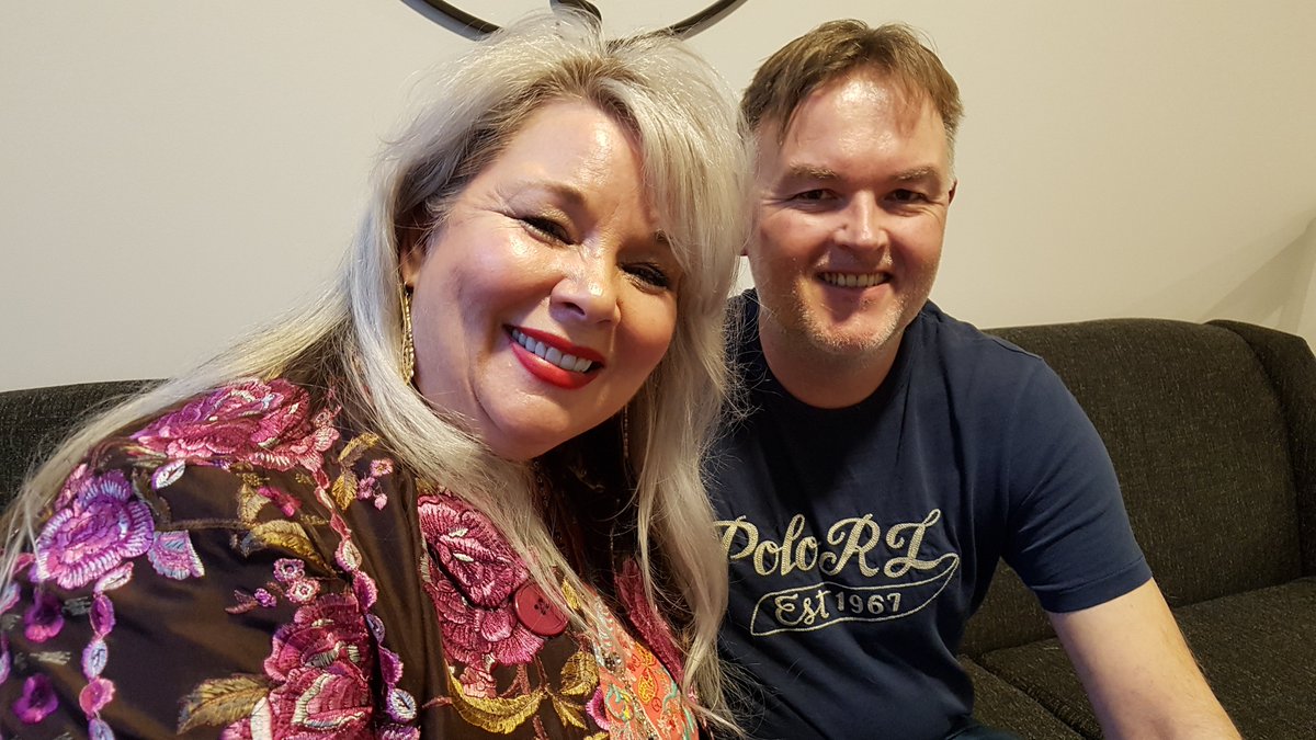 CMNI_More_Music's tweet photo. #LeslieSatcher (@LeslieSatcher) on #CountryMusicNewsInternational #RadioShow #May 9. + 11. + 12. + 13. interviewed by #ChristianLamitschka https://t.co/pi2jvrafxx https://t.co/coulVwq7I7