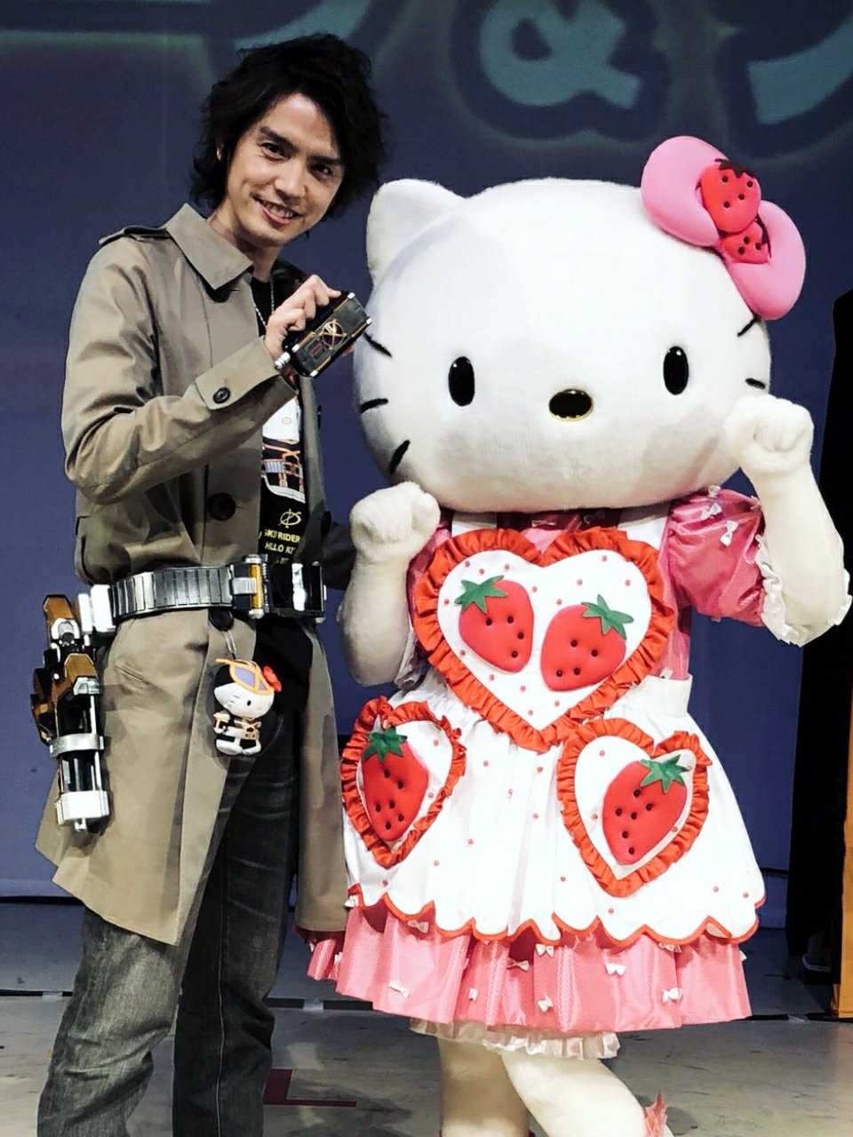 最も 割引 ハチヒカキン×ハローキティコラボ （ともに50周年を迎えた九州の コレクション