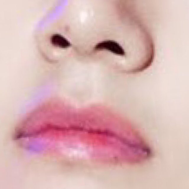 1230Bang's tweet photo. 口元で誰か分かった人RT
(いやこれ簡単)

#MTVBRKPOPBTS
#MTVLAKPOPBTS
#PremioseMTVMiaw 
Don't Leave Me
防彈少年團
BTS
#BTSfirstplaceDay 
#RoarForChange https://t.co/YZSDMPtoJh