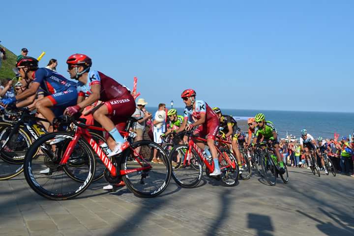 Sherb187's tweet image. #TDY 2018 whizzes through #filey sat afternoon - great atmosphere @BBCYork @spanswicktweets @nathanturvey @BBCLookNorth @BBCSport @Hudsonweather @harrylooknorth @KeeleyDonovan @CharlottesFiley @FileyLibrary @OwainWynEvans Sandra Barber