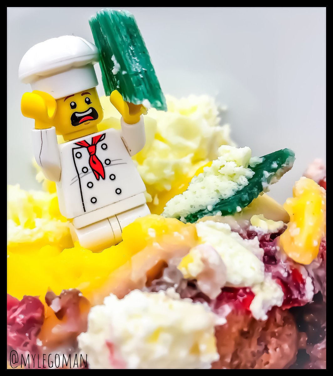 mylegoman's tweet photo. Flaming Patisserie.... Who planted this GREEN stuff! #MaggiesCookbook #SundayMorning https://t.co/AGFbklsaOe