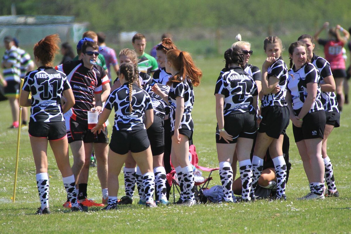 aberagrisociety's tweet photo. A few action pics of the Agri Heifers in their kit! Looking fabulous as always🐄🏉 More pics to follow @meadowquality @kiwikitltd #RMGroup https://t.co/ERMzQA7y1w