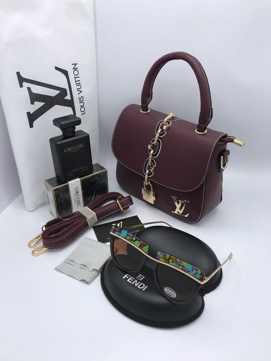 Sfv7o's tweet photo. *عروضنا الجديده*
شنطه لويس فيتون👜
جوده جدا ممتازه 👌🏻
مع كيس لويس فيتون🛍
مع عطر شكل وريحة جود جيلر ١٠٠ مل🍾
مع نظاره فندي بكافة ملحقاتها 👓
*سعر العرض👈🏼280 ريال*🌹
الرياض فوري وخارجها شحن
للتواصل
0598855607 https://t.co/QrPKx8V8tK