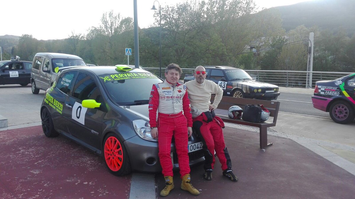 samuelfolgueral's tweet photo. @ElBierzoRacing @Conradofenandez @DiezBodelon @SamuelVoces  A la carretera de nuevo On the road again https://t.co/1tQYPKhqM5