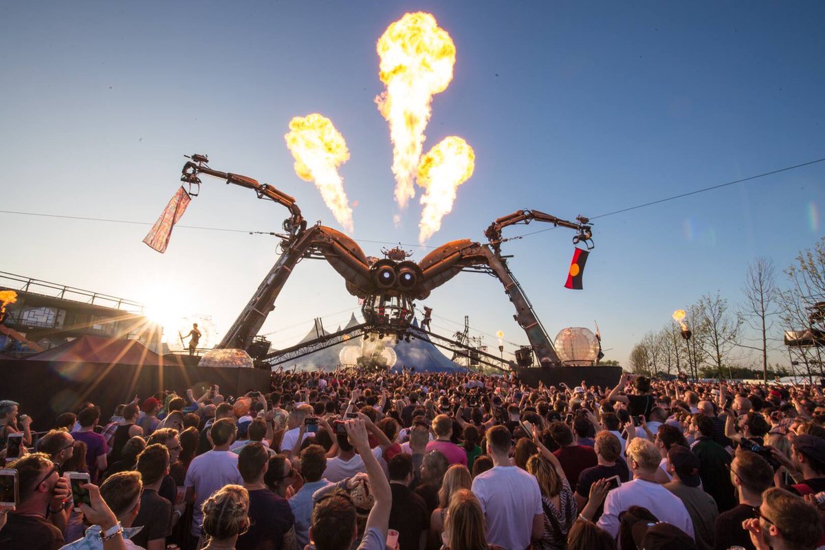 A_rcadia's tweet photo. What an epic Saturday - massive thanks, love and respect to everyone who was there... Sunday sunshine - here we go...

Final tickets on the door

https://t.co/rkDhcBoMVm https://t.co/izYeyhLhHk