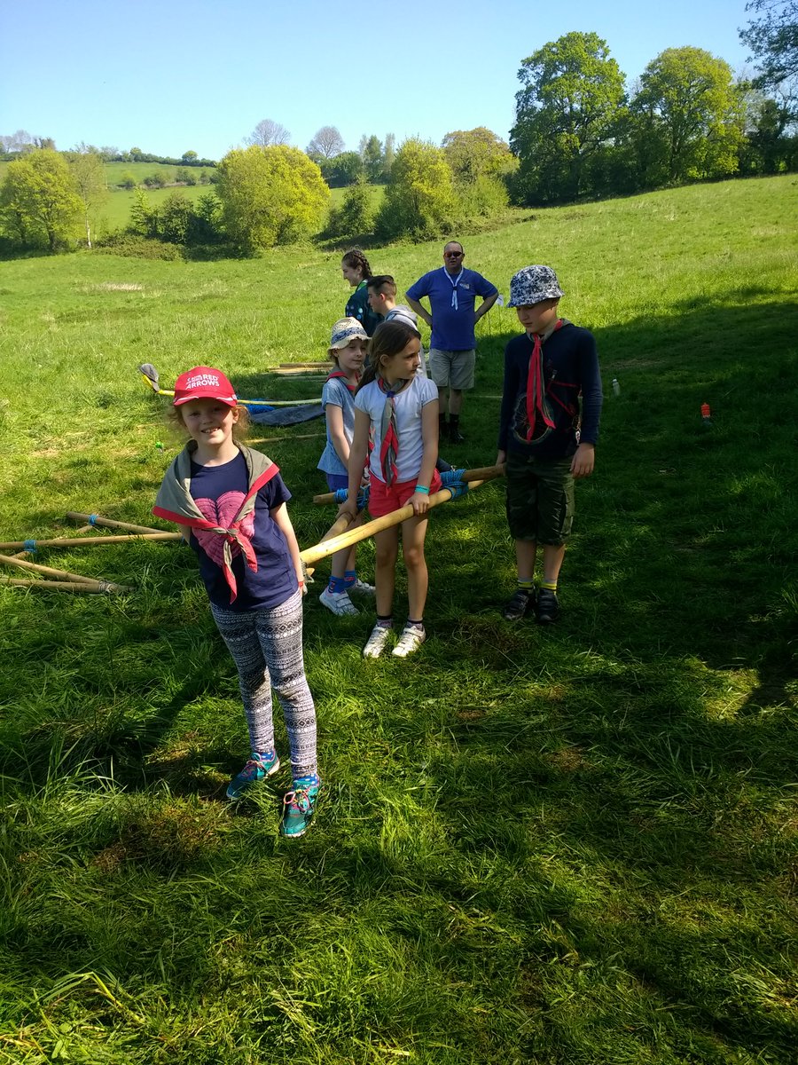 31stBathScouts's tweet photo. Cubs did some pioneering and built a seat to race each other #OnceUponACamp #iScout #pioneering #Cubs https://t.co/pJkd3bnN79