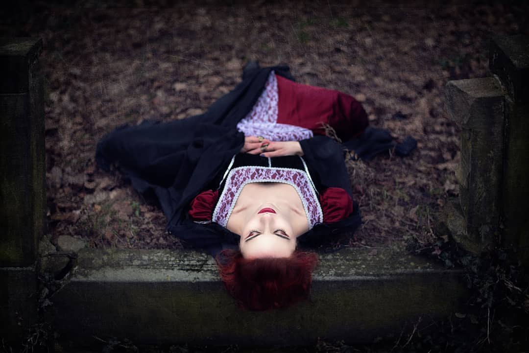 magesaltmodel's tweet photo. ・・・
⚜ Welcome to #MagesAltModel ⚜
・・・

Photographer : anka_fotografka
Model/make-up nymphetaminealternativemodel 
Stylist anka_fotografka

#gothphotoshoot #gothmodels #alternativegirl #alternativephotography #alternativemodeling #darkbeauty #polishphotographers https://t.co/SIT4wvoEOI