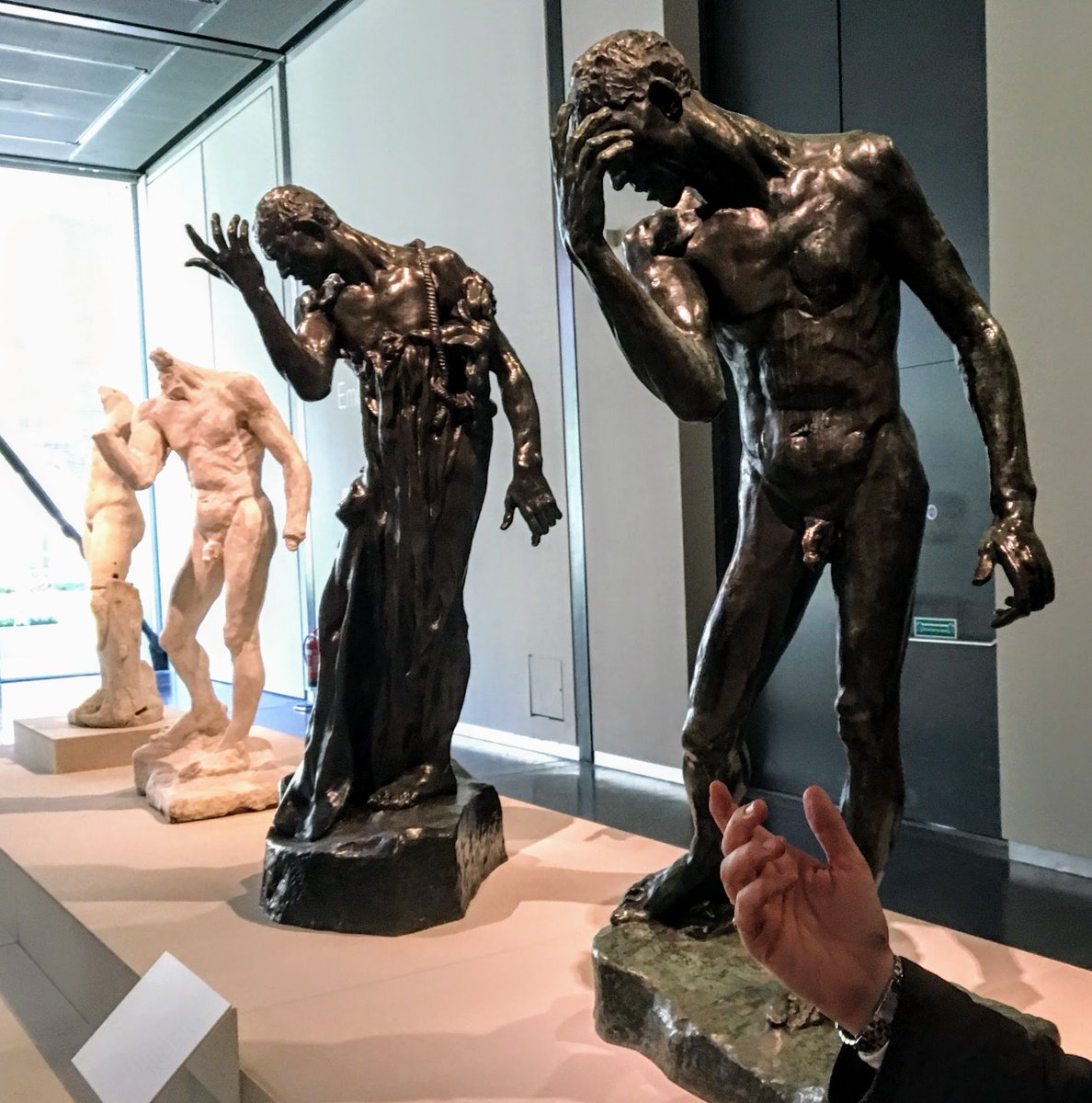 CarolineLawrenc's tweet photo. Great morning at the #Rodin exhibition with the erudite @understandrome. https://t.co/ijtIwjjrA6 

#lion #ThresholdGuardian #burghers #galatea #FriendsRoom https://t.co/LHzMFifHSt