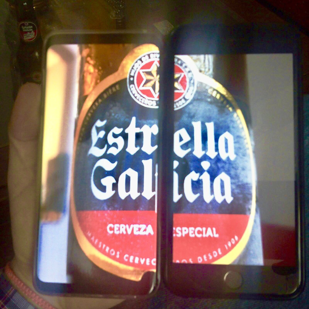 artbcn's tweet photo. #artbcnPICS • @estrellaGALICIA • #beer #cerveza https://t.co/6hqo0GPypu