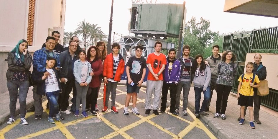 PokeGO_TGN's tweet photo. 📸 Este es el equipazo que reunimos ayer para el segundo #PokeWalkersDay !
De nuevo, una gran tarde en comunidad!! Os animamos a participar en la siguiente edición!Iremos informando.. 😜
#GymCapture #PWD2 
#PokemonGo https://t.co/DYurKYid2x