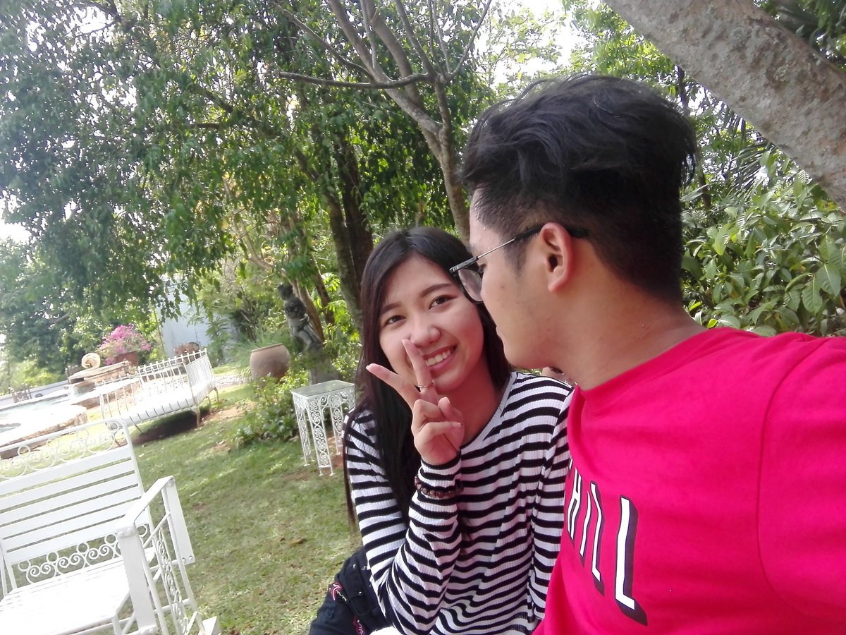 JoyCris07's tweet photo. How to love you from a far? 😭Parang di ko kakayanin pero kaya kong magtiis if thats the only way to keep u😭  I miss you so much. I miss everything about u. 😢 https://t.co/QLXWl4Tndl