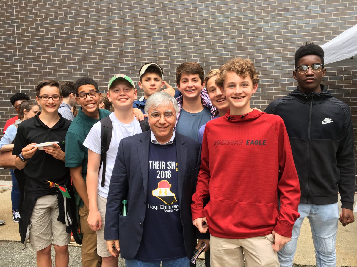 Meeting the Ambassador to Iraq! Great end to Henley MUN. Thanks Ms Effland for the photo opp. <a href="/henleyhornets/">Henley Middle School</a> <a href="/pammoran/">pammoran</a> @bethcosta6 <a href="/ashbyjohnson34/">Ashby Johnson</a> @kbledsoe013