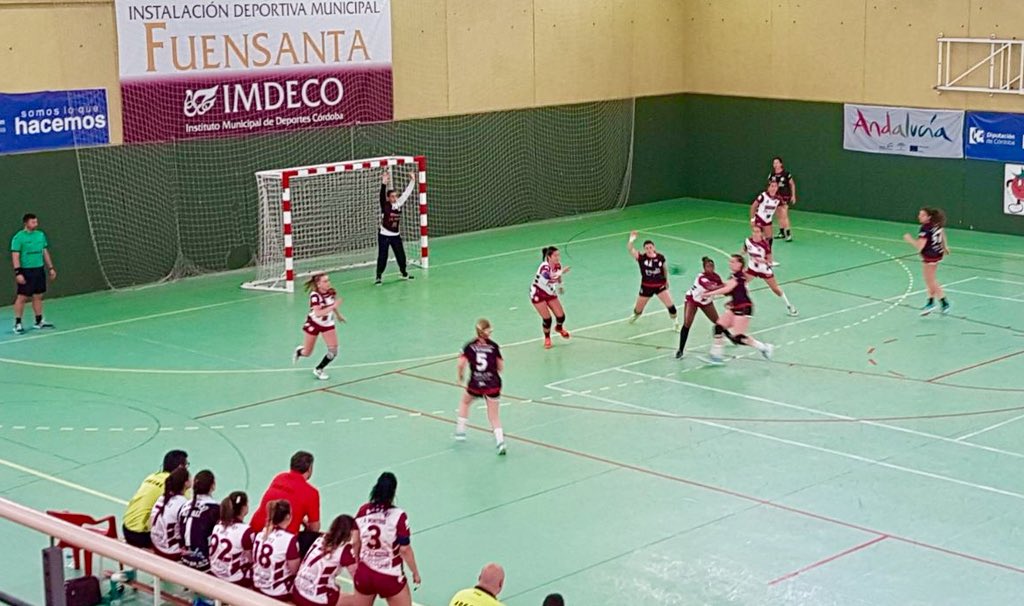 BMMorvedre's tweet photo. 📰 Balonmano Senior Femenino 
🏆 Partido Ida Play-off Ascenso División Honor
⏱️ Final
@BalonmanoAdesal 23 🆚 24 @BMMorvedre 
🎙️ Las #GuerrerasDelMorvedre conquistan Córdoba. Partidazo para seguir soñando con el ascenso 
📍 Pab. Barrio Fuensanta (Córdoba)
📅 06/05/18 https://t.co/AL4Uk0lfUa