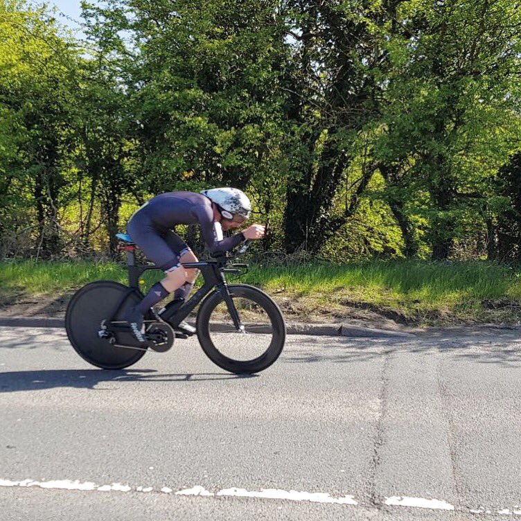 Lauder82's tweet photo. In action at the Welsh 25tt Championship. First time on course time of 47:48-Finishing 8th overall.
@pmrraceteam
@bioracerspeedwear
@rule28
@velotoze
@giantuk
@13cc.co.uk
#lifebehindbars #trinitypro #etap #raceoftruth #aerocoacharc #tcr #TCRNo5cap264 #toshandlauder #tt https://t.co/fEr0zZMmVy