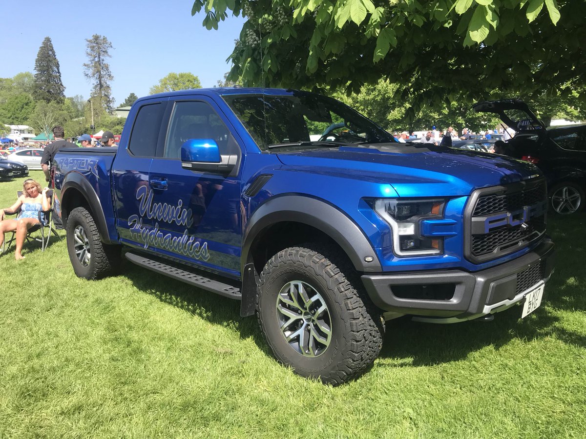 Beaulieu_Hants's tweet photo. This #Ford #Raptor is dwarfing everyone today #simplyford https://t.co/XhJFniwLkd