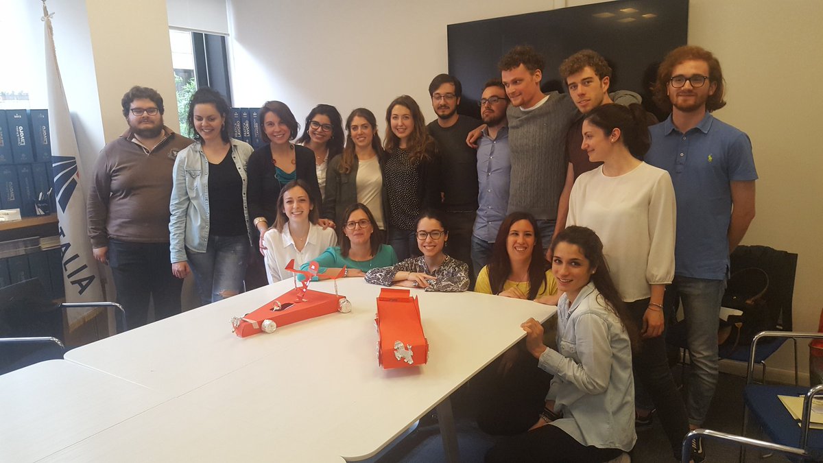 francobutt's tweet photo. @Guido_Carella L'economia 4.0 non chiede solisti ma team manager.
Manageritalia allena i giovani di talento con il progetto T2T Training to Talent : partita la quarta edizione il 3 maggio proprio con il modulo sul Team building. https://t.co/HWUBEBClEZ