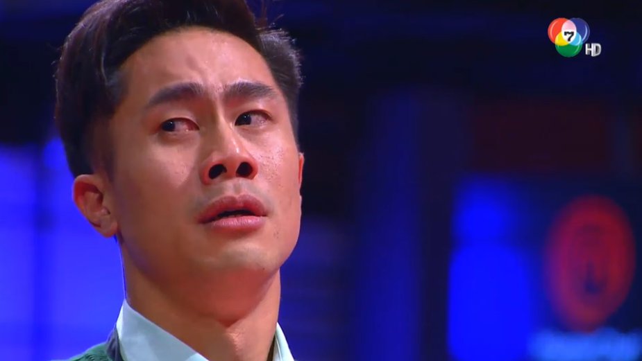 save_ve's tweet photo. โอ๊ย หม่อมยังน้ำตาคลออะ ฮือออออ สู้ต่อไปนะคุณหมอ #MasterChefThailand https://t.co/mLwZ42ox9O