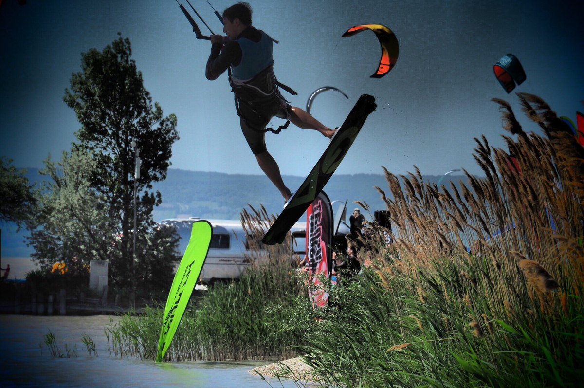 MarcusWadsak's tweet photo. #surfgames am #neusiedlersee https://t.co/O8ZSHiQ1HY