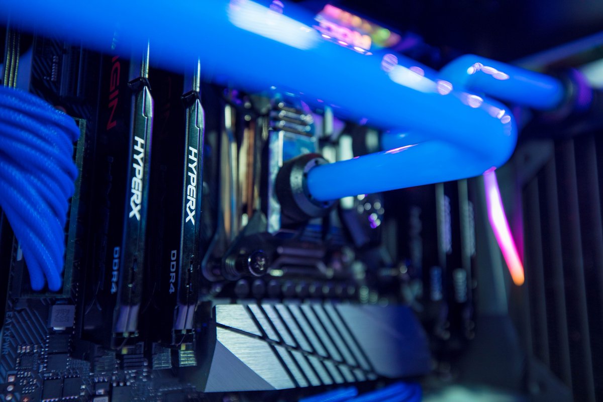 ORIGINPC's tweet image. Retweet this for a chance to win ONE of FIVE $10,000 Gaming Rigs! 

#IntelRigChallenge @ORIGINPC

Our system is complete! We will be revealing our epic PC next week, so stay tuned!