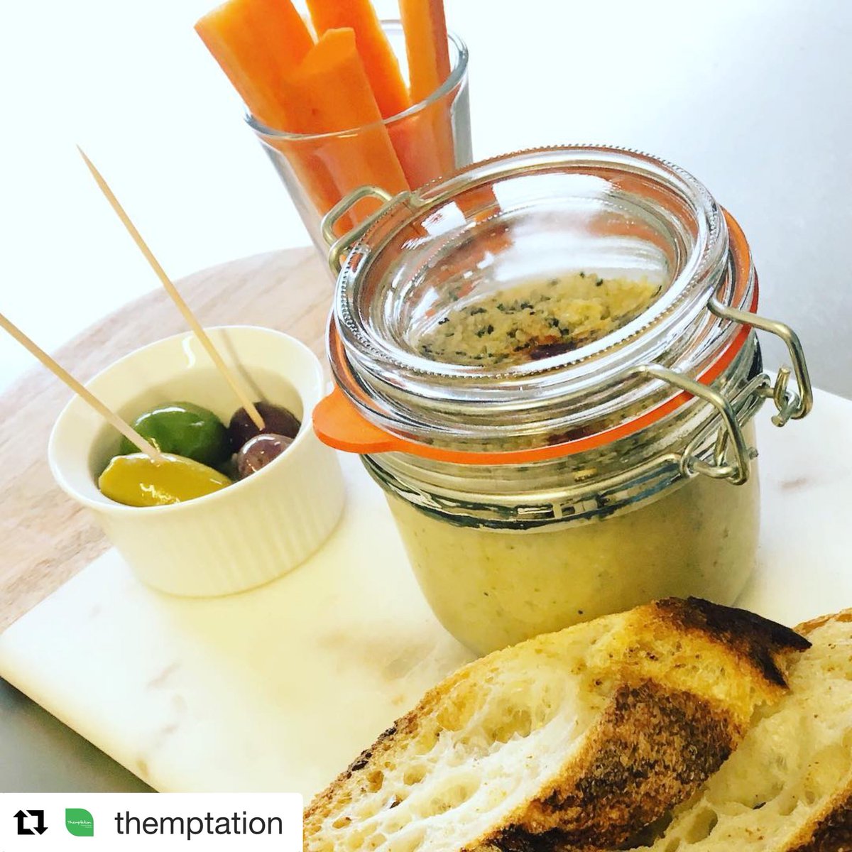 Delicious <a href="/THemptationFood/">Themptation</a> hummus available on our bar snack menu ... did you know it’s made here at the vineyard?! 👌🙌☀️ 

#foodie #organic #vineyard #cornwall