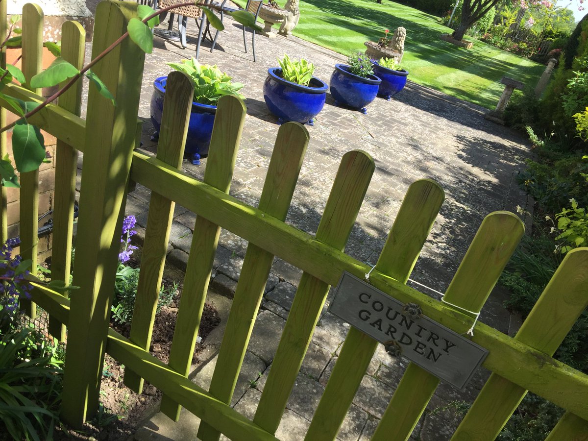 orchardsidehs's tweet photo. All ready for #hanleyswanopengardens this weekend. Come along today and Monday and enjoy some very different gardens to inspire. https://t.co/o3Wde1c07u
