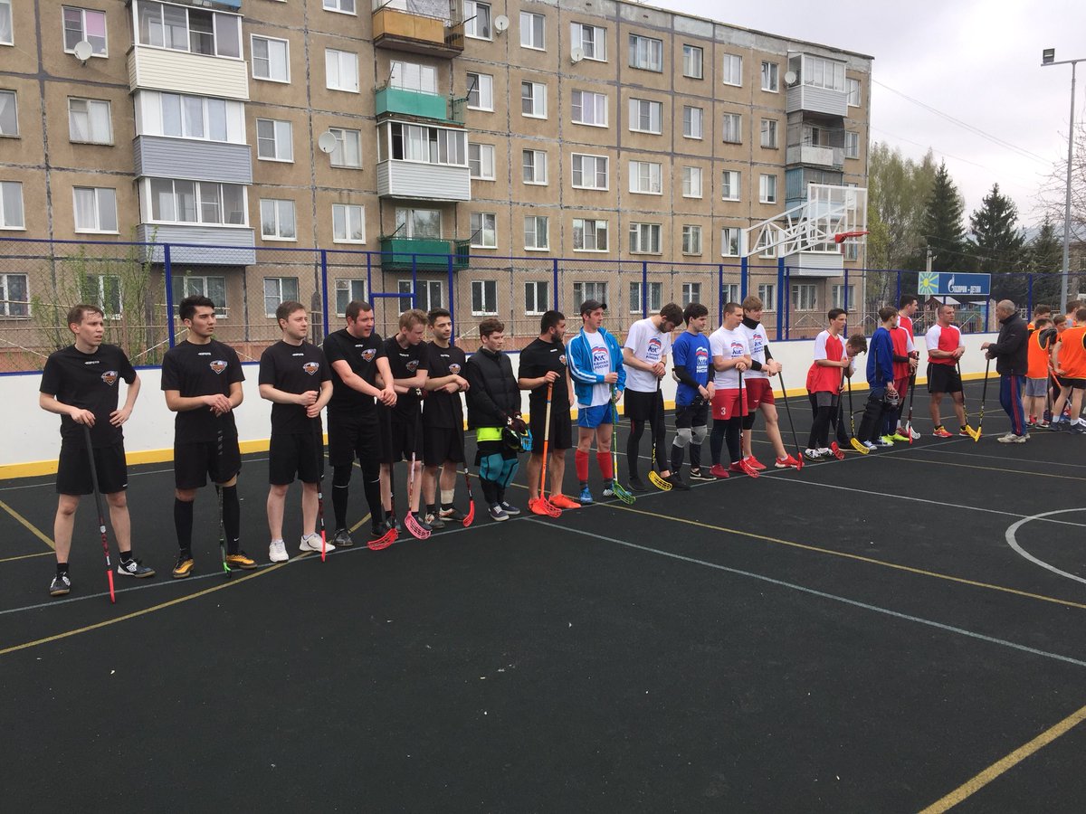 floorball37's tweet photo. В Гаврилов Посаде проходит II турнир по флорболу «Кубок Победы». В открытии турнира принял участие Президент Федерации @floorball37 Борис Мурванидзе #Иваново #флорбол37 #нффр #floorball https://t.co/pfSkaUFrQT