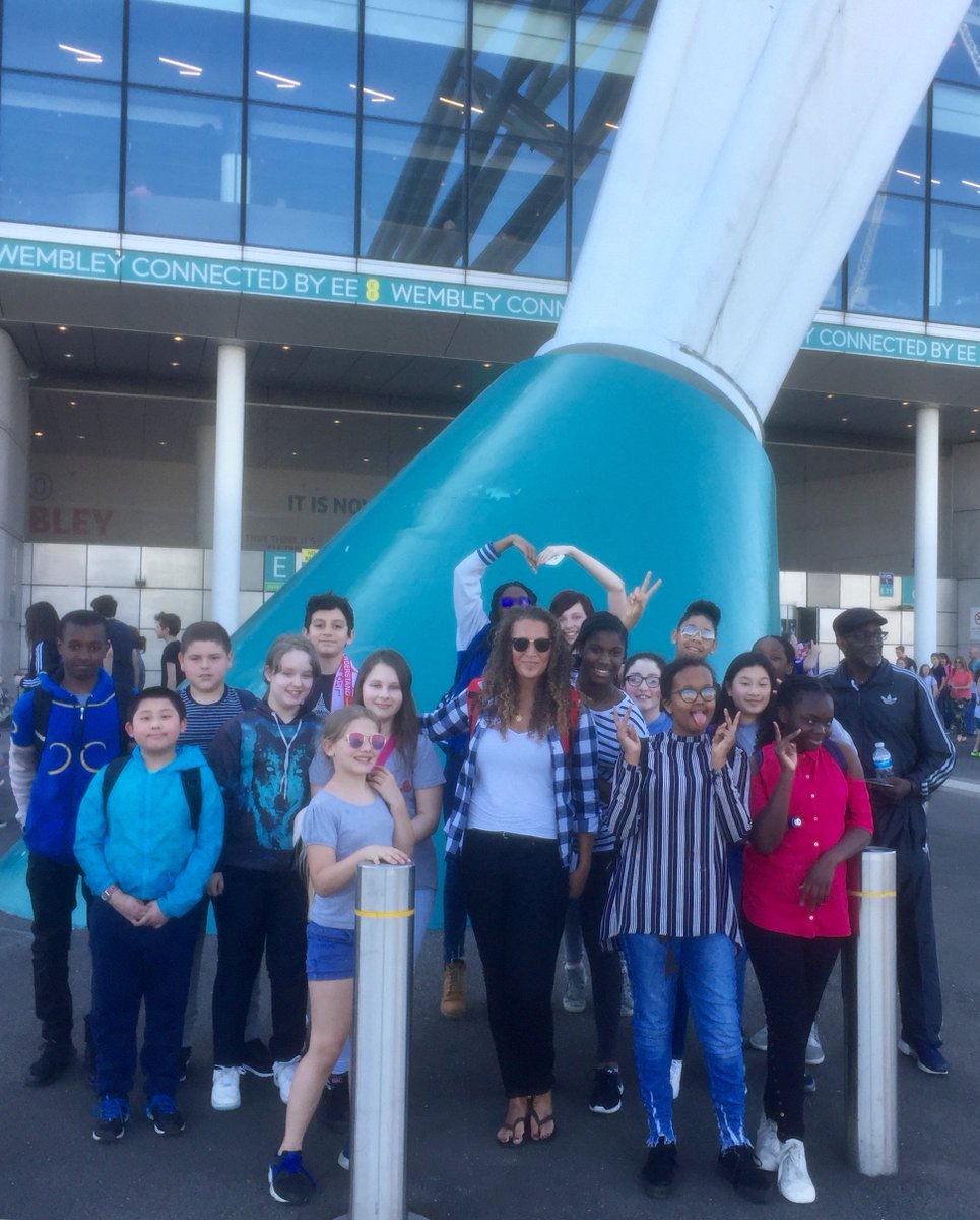 Dukes_Year7's tweet photo. Still buzzing from the great atsmosphere @wembleystadium for the Women’s FA Cup Final. Thank you @CatherineStow &amp; Mr Carrington for joining us ⚽️ “Miss, I think I’ll follow Women’s football now...it was exciting”- Ionut (Year 7 student) @Dukes_N17 @DUKES_PE @aldridgeonline https://t.co/SlNQLbj5Yj