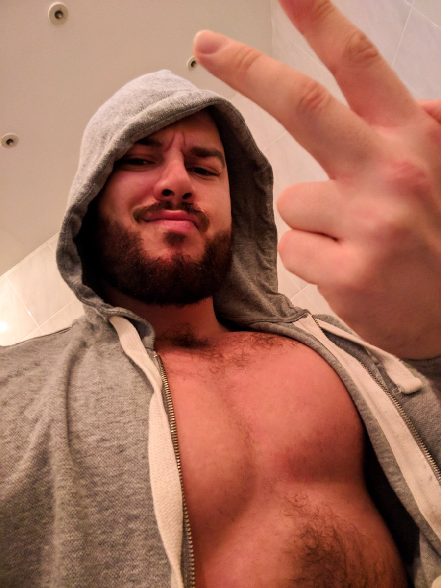 BenBull's tweet photo. Preview of summer means only one thing, time to put the work in again https://t.co/PKv2hur4SM