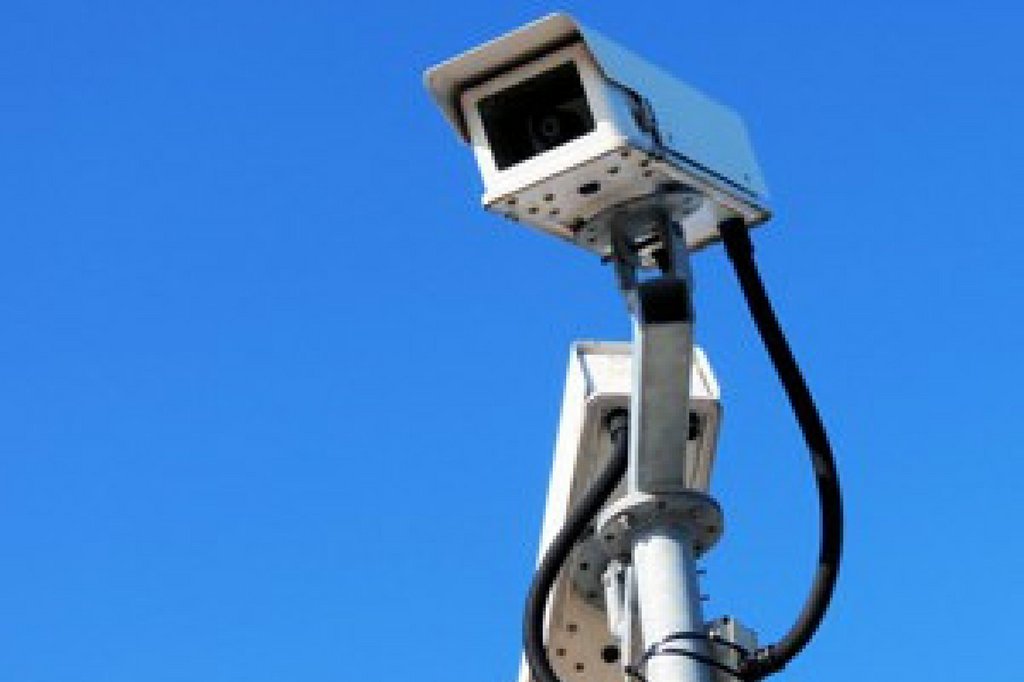 angel_secure's tweet photo. #CCTV is used to monitor a #Banstead #Property inside &amp; outside, to deter &amp; catch #Burglars. With so many choices, getting the right one can be confusing. Get blog: A Beginner's Guide to CCTV - What you need to know @ https://t.co/VM37OszXjq Call us for #KeepingYouSafeAndSecure https://t.co/PJDUQksKKq