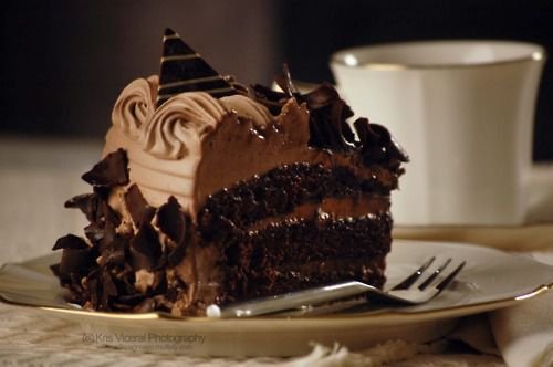 lastdays58's tweet photo. Mmmmm, I love Chocolate Gateau Cake https://t.co/2icTUoIAdI