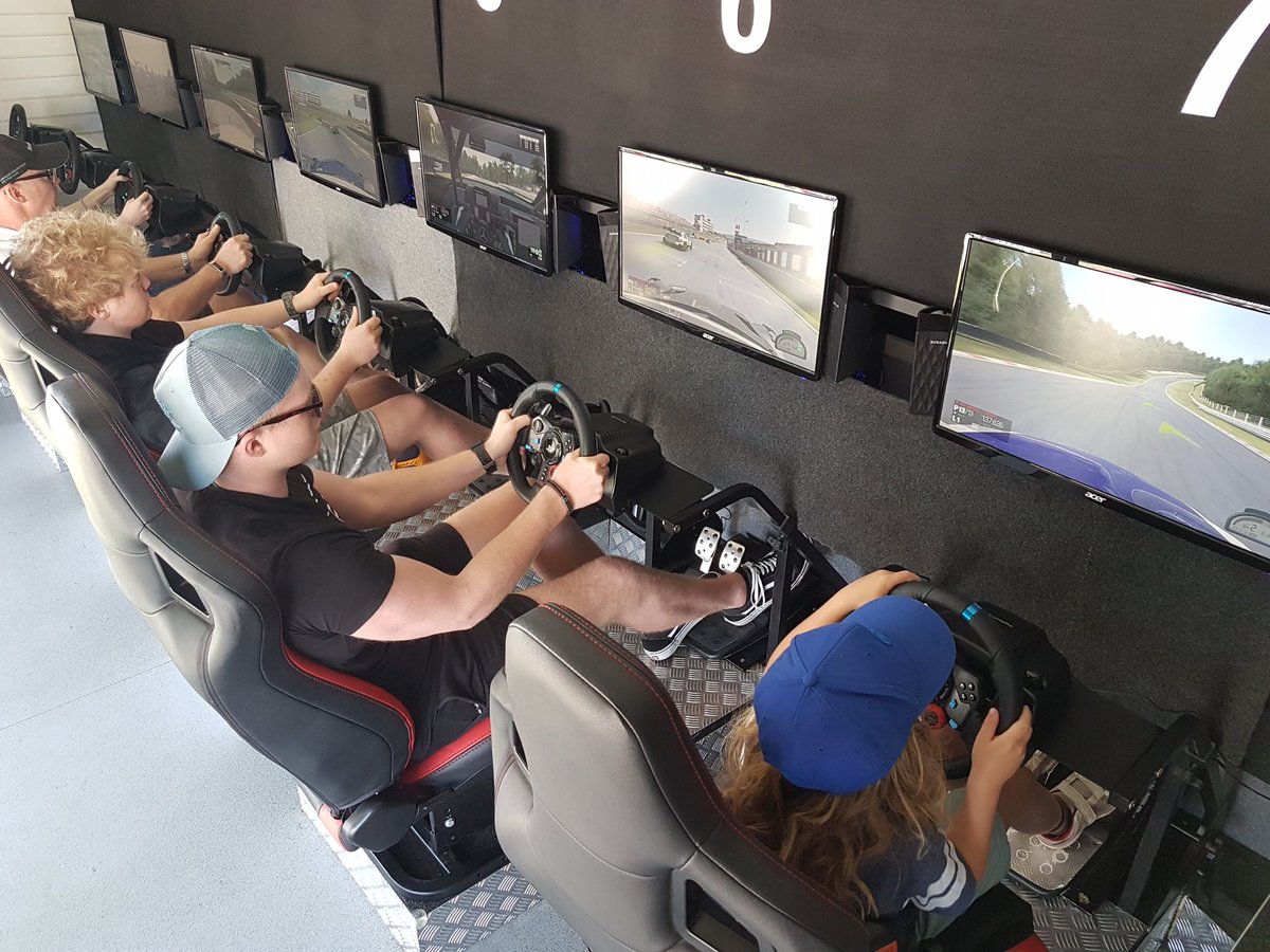 Downforce Racing Simulation tweet media