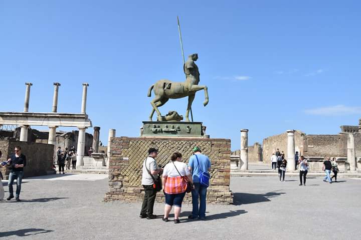 pompeii_sites's tweet photo. Oggi è #DomenicalMuseo. L'ingresso ai siti archeologici di Pompei, Stabia, Oplonti e Boscoreale è gratuito. Buona visita! https://t.co/NE0xbaLwDB