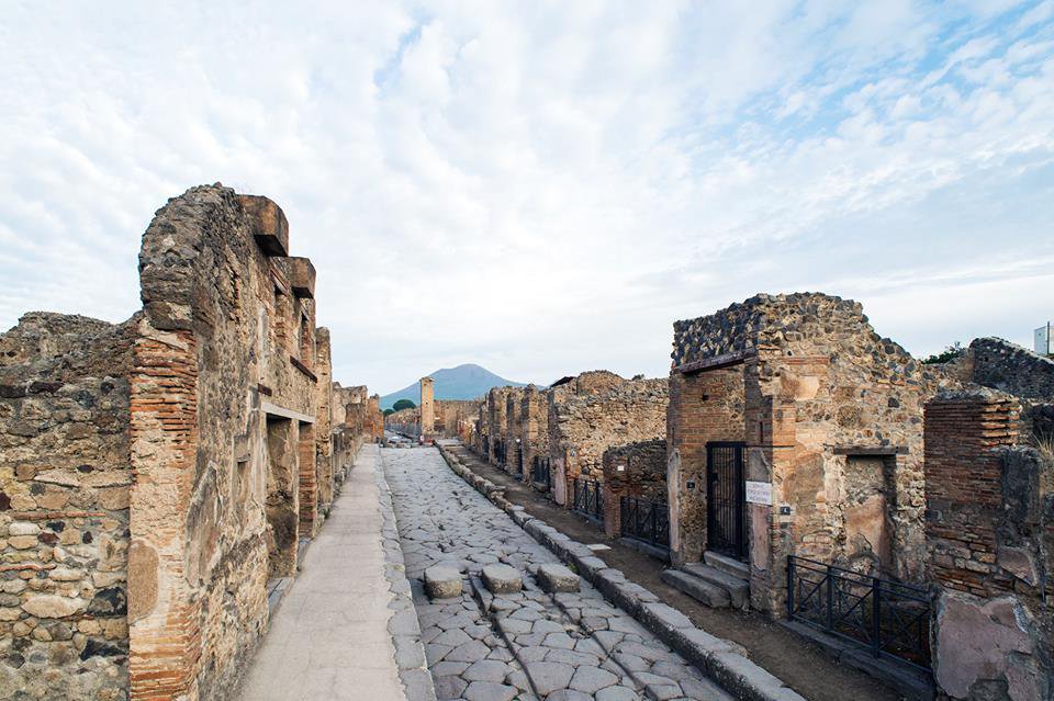 Oggi è #DomenicalMuseo. L'ingresso ai siti archeologici di Pompei, Stabia, Oplonti e Boscoreale è gratuito. Buona visita!