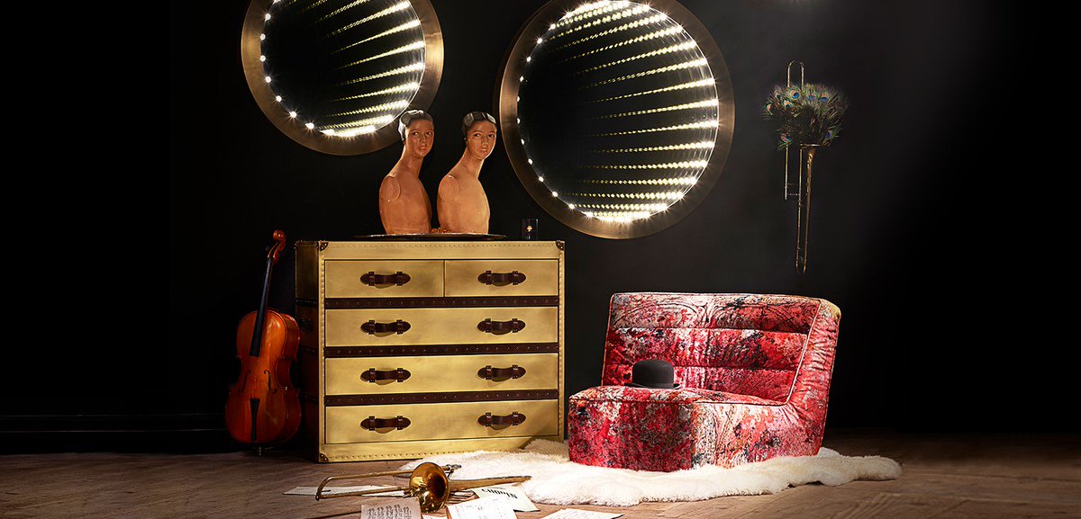 StocktonsMcr's tweet photo. #TimothyOulton Shabby Sofa &amp; Inception Mirrors
#Stocktons https://t.co/S7ojxwLIrm