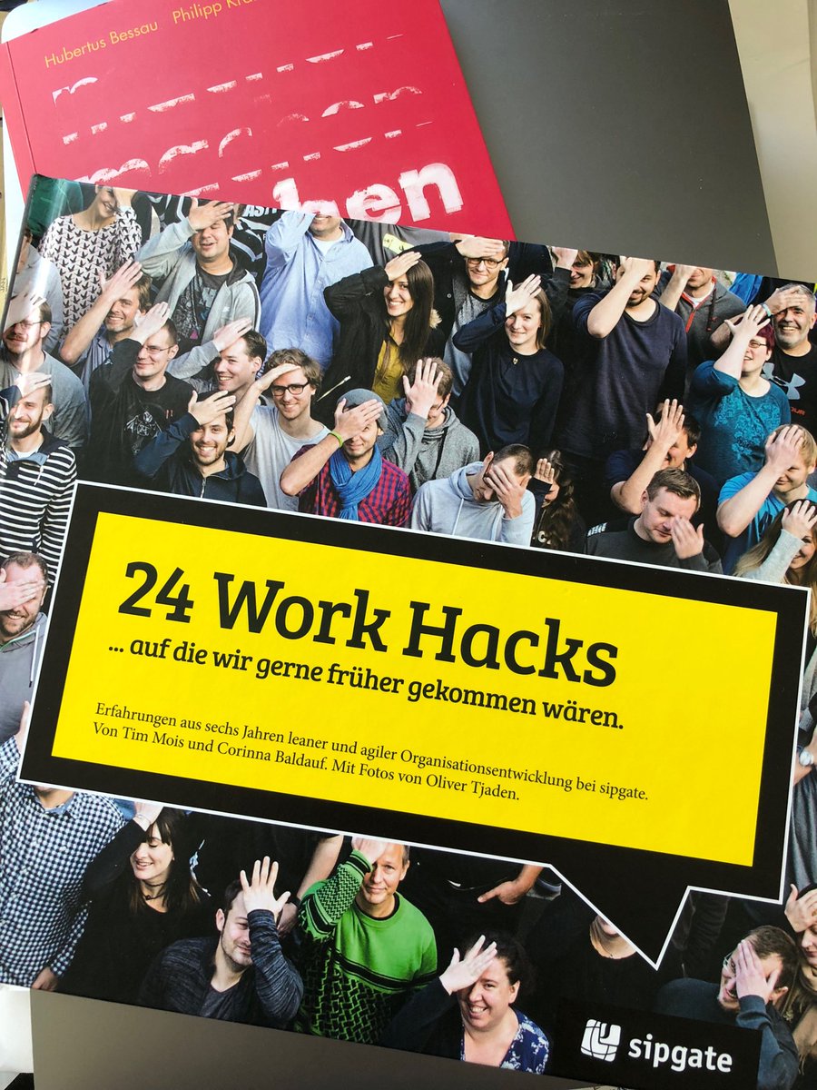 alexanderkorte's tweet photo. Danke nochmal @timmois und @sipgateDE für das Buch und den tollen Talk auf der #EODE2018 #newwaytowork #newwork #lifelonglearning #EOgermany #Entrepreneurship #LeadershipDevelopment #workhacks https://t.co/r87EKU9uLm