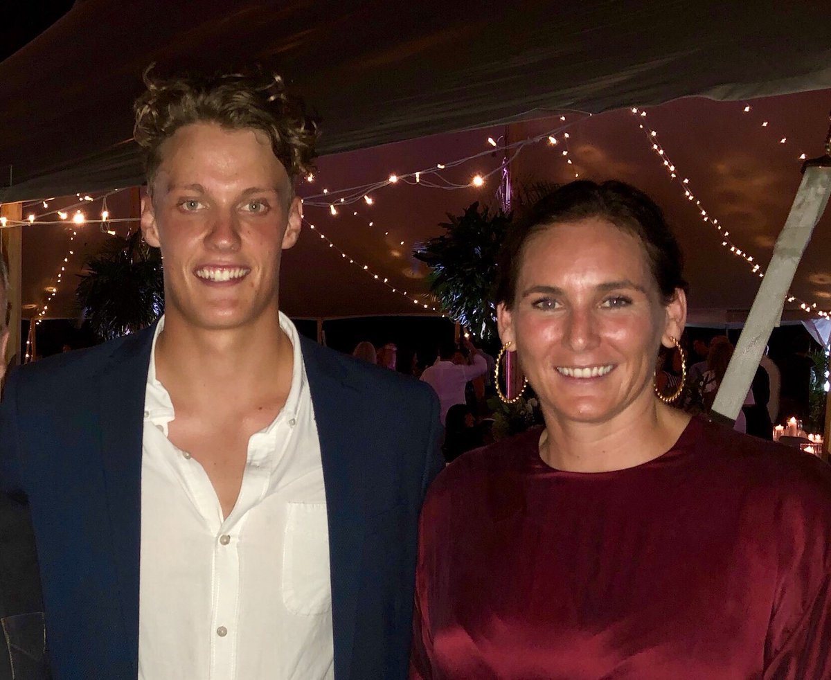 Congrats Bron Knox &amp; Nic Porter named in the AWL All Stars Teams for 2018 - go Breakers!