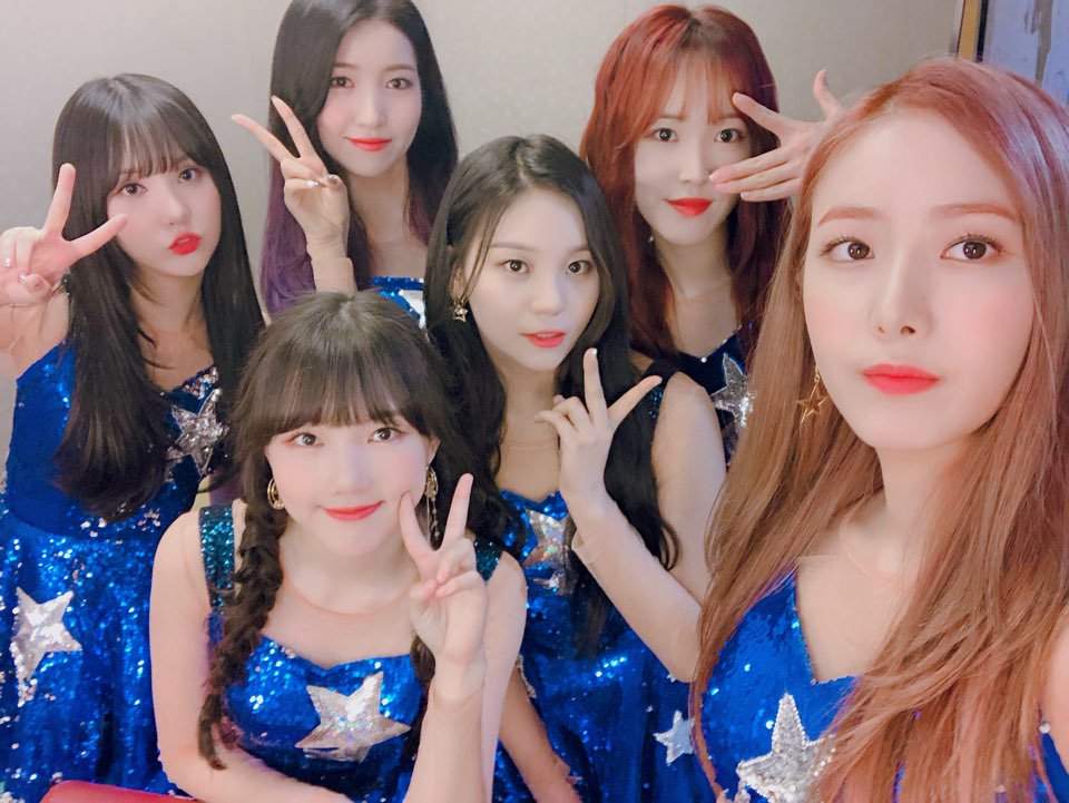GFRDofficial's tweet photo. #여자친구 #GFRIEND 우리 #버디 들 오늘 자주 봐서 너무 좋다😚 일요일 저녁까지 여친이들과 꽉꽉 채워 보내려면 어서 꿀잼 보장🍯 #tvN #코미디빅리그 로 달려 오세요🏃‍♂️🏃‍♀️ https://t.co/EOkGB1zK2J