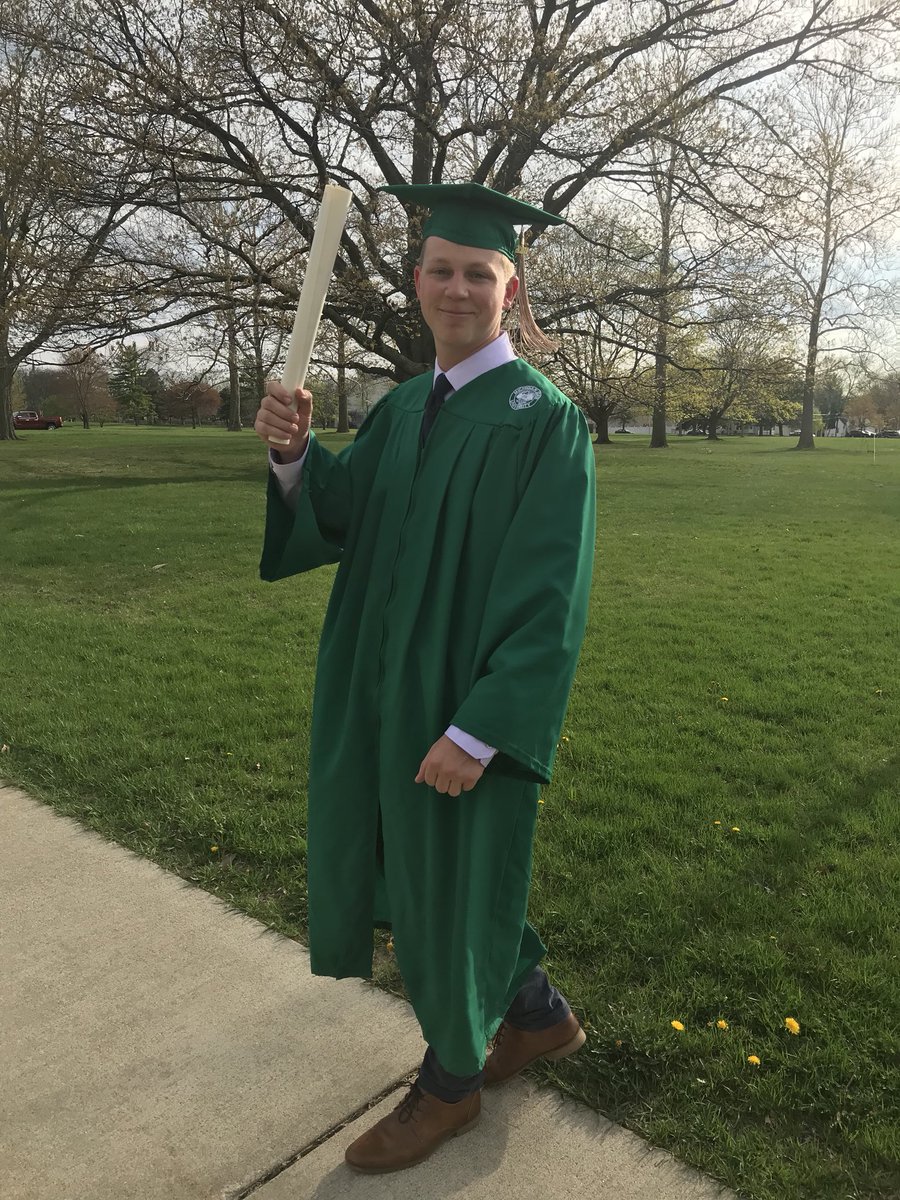 lingschaap1's tweet photo. @michiganstateu @MSUSupplyChain @schaap_aaron Congrats! Dow - DuPont - here he comes!!! https://t.co/wbRS9v865x