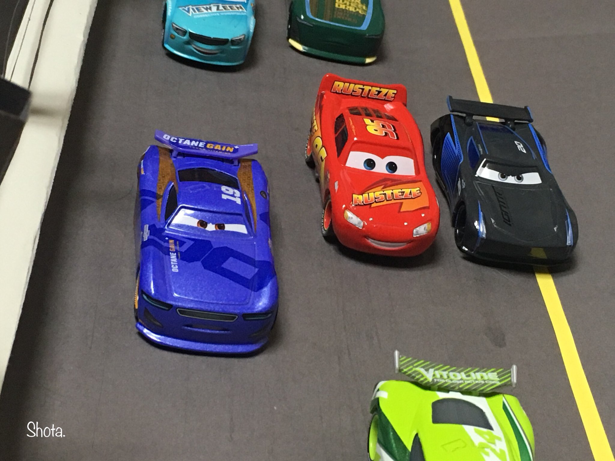 カーズ写真集 Twitter