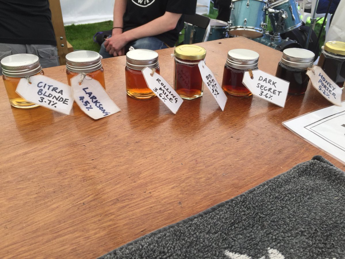 robertflute's tweet photo. @mile_tree cracking ales - we are having a great time #Ely @emt_uk @MelanieNickson https://t.co/z3PUjn8rbG