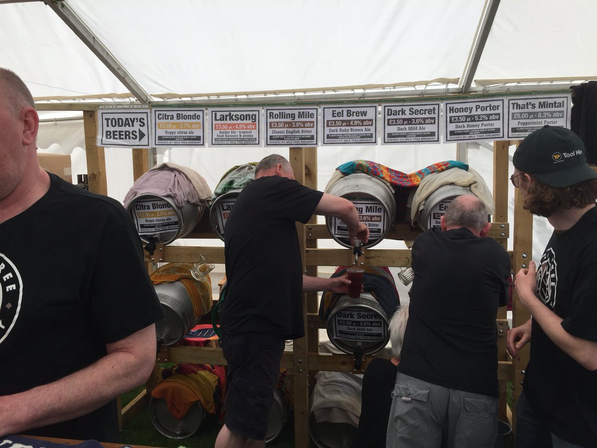 robertflute's tweet photo. @mile_tree cracking ales - we are having a great time #Ely @emt_uk @MelanieNickson https://t.co/z3PUjn8rbG