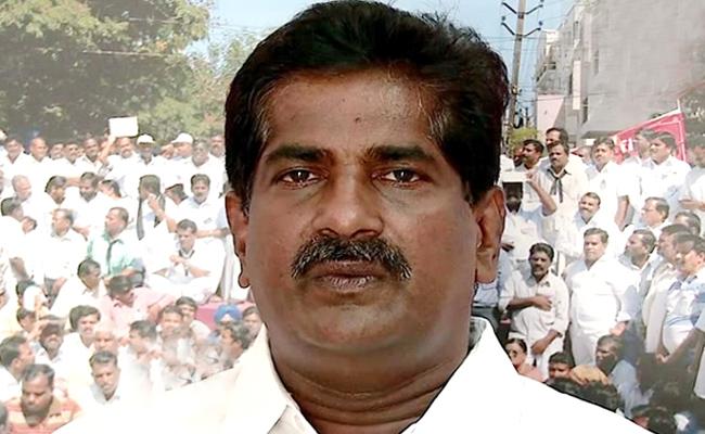 SakshiNews's tweet image. ప్రమోషన్‌ కోసం అశోక్‌బాబు దొంగ సర్టిఫికెట్లు!
sakshi.com/news/politics/… #BJP #AshokBabu #apngopresident