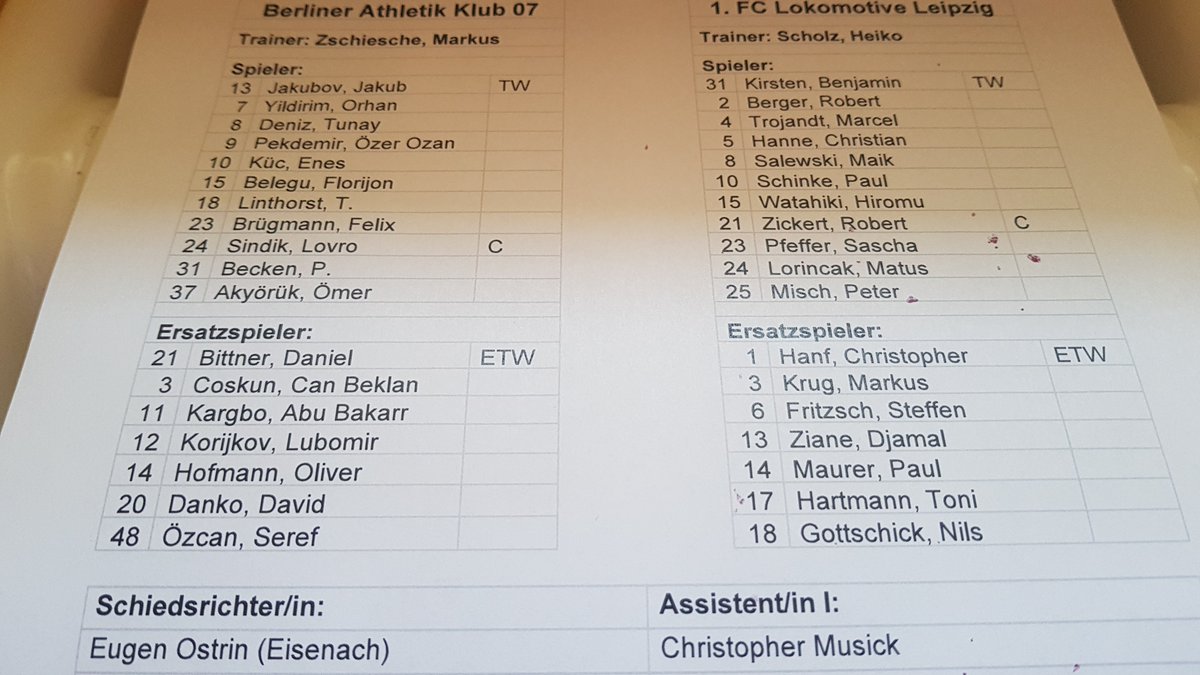 Messeuwe's tweet image. Retweeted 1. FC Lok Leipzig (@1fclokleipzig):

HERZLICH WILLKOMMEN AUS BERLIN!
Hier sind schon mal die Mannschaftsaufstellungen. Anpfiff ist um 13:30 Uhr.
0. | #BAKLOK #fußballpur #fcl1966