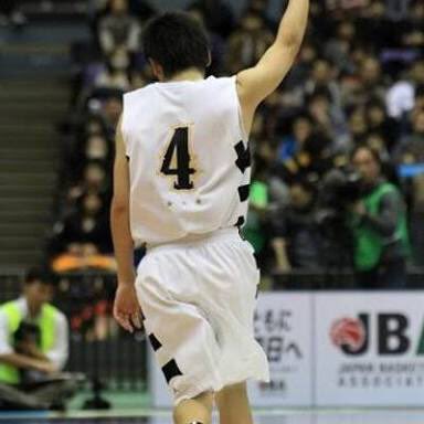 shuuto0110's tweet photo. たくさんの方に聞かれるのでご報告です。現在所属していた九州電力アーティサンズを辞め、Bリーグにチャレンジすることにしました。いける実力もないし保証もない。でもBリーグにいけば更に成長できる。そう思ったのがきっかけです。
とことんチャレンジします。
今後も寺園脩斗をよろしくお願いします https://t.co/PI8zLl6PwI