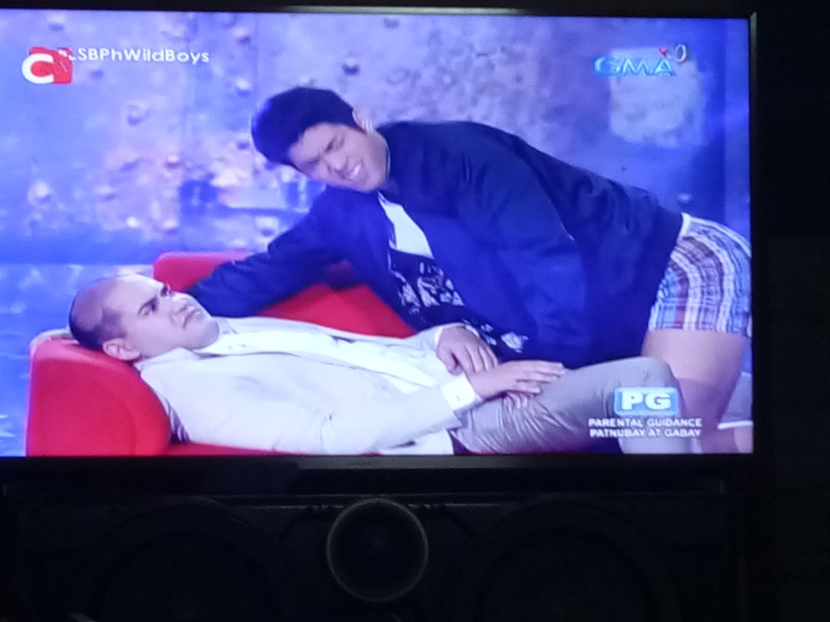 dadapotx's tweet photo. Lagot ka kay @meganbata haha 😂😂😂 @mikaeldaez #LSBPhWildBoys https://t.co/l785DIHwWA
