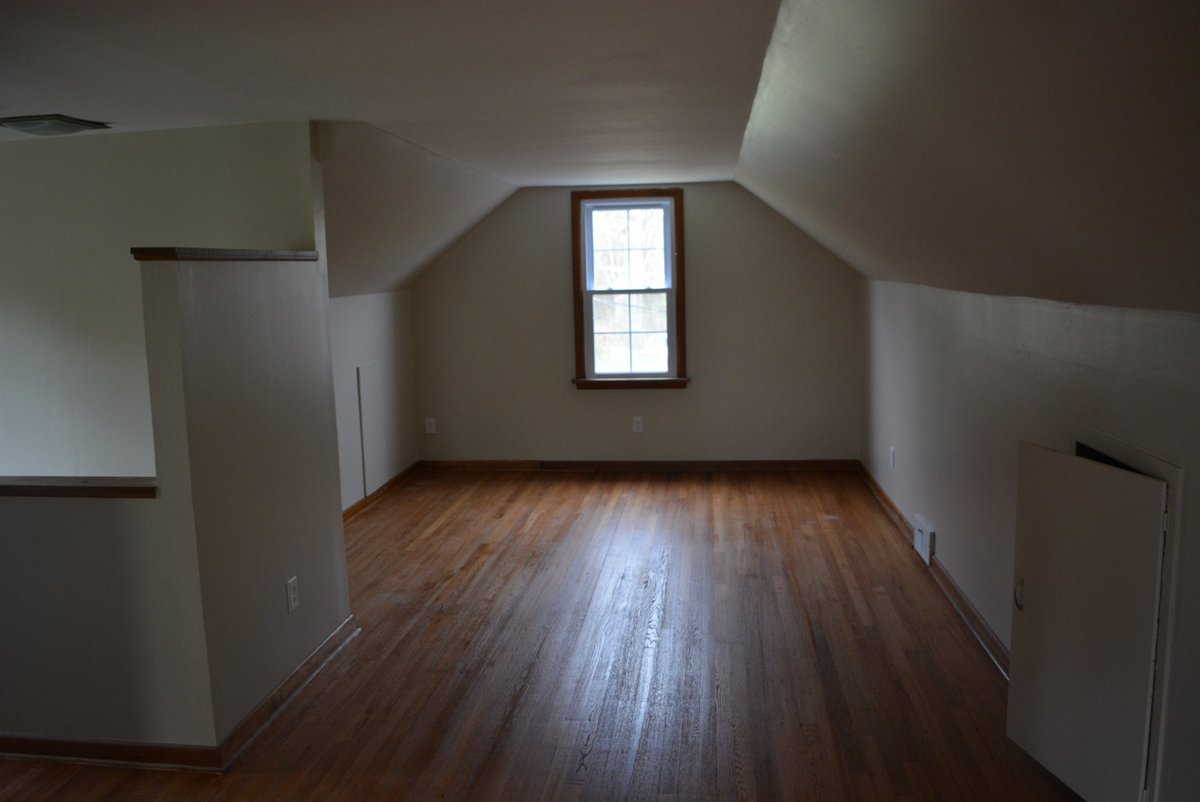 YoungstownNDC's tweet photo. Progress shots so far of the interior of #1735Pointview in the #PowerstownNeighborhood! This home will be available soon for $45,000. Thank you to partners @mc_landbank & @CityofYOU for making projects like this possible! #REVITALIZE https://t.co/eqosZThWfM