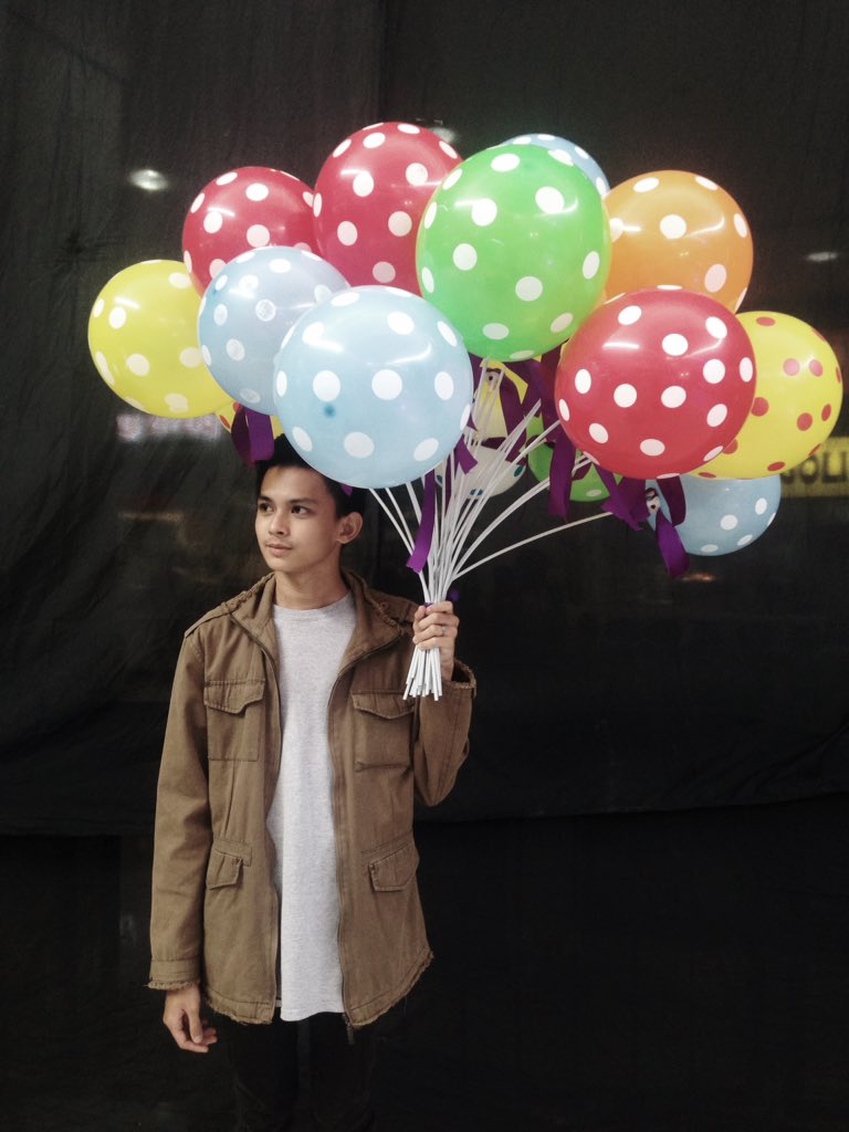 Pjamesbocaling's tweet photo. 🎈🎈🎈 https://t.co/Jqodo9jzwb