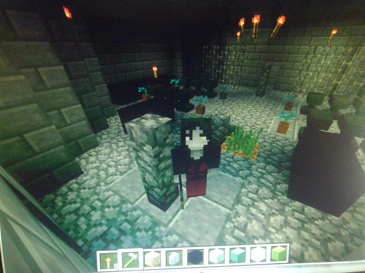 ツキロフ書記長 殺戮の天使 マインクラフト 殺戮の天使の世界を体験できるよう製作しています リプの方に現状の報告を乗せます さつてんの世界を体験したいよ って方おりますかね 完成次第ワールド配布します 殺戮の天使 マインクラフト Gw限定フリゲ
