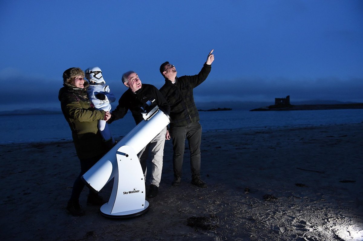 MACMONAGLE's tweet photo. Searching for a galaxy far far away #MayThe4thBeWithYou @DarkSkyKerry @astronony #cameraworld @starwars https://t.co/p1zzpyGIdU