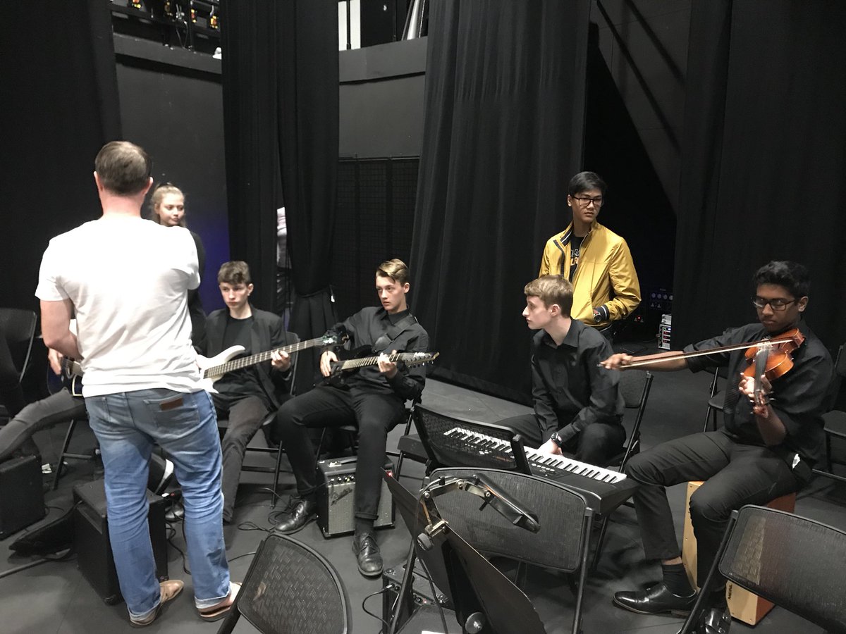 SRCCPerformers's tweet photo. Feeling totally inspired by the pupils of @SRCCPerformers &amp; @HAMusicDept Stunning compositions and exemplary rehearsal etiquette @AttenboroughCtr with @EdHughes16 conducting https://t.co/XJEYDO5TCe